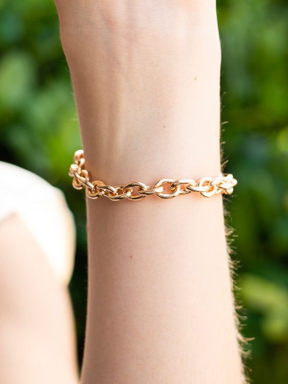 Glamorous Toggle Link Bracelet - Gold