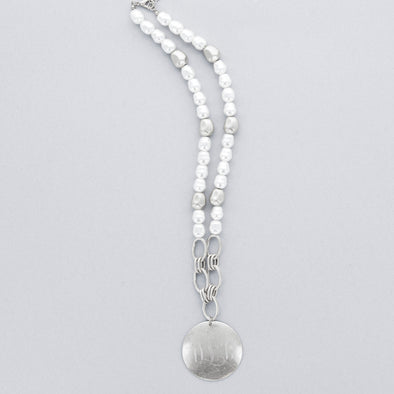 Elevated Style Necklace - Silvertone
