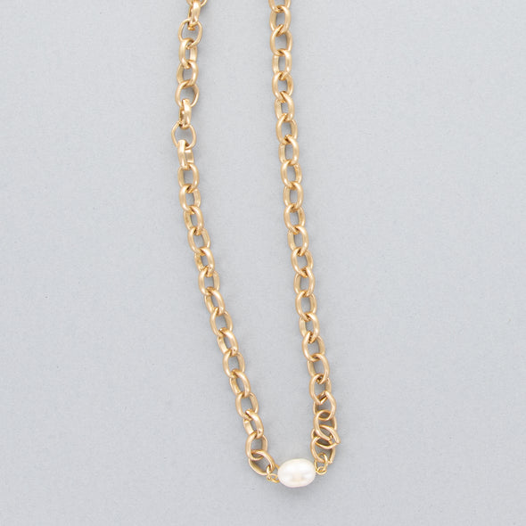 Pearl Surprise Necklace - Goldtone